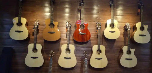 How to choose the right folk guitar for yourself?